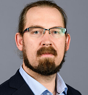 Aike Peter Rots er lei seg for at forskerkollegene hans fra USA og Japan ikke får komme til Norge. Aike Peter Rots er lei seg for at forskerkollegene hans fra USA og Japan ikke får komme til Norge.