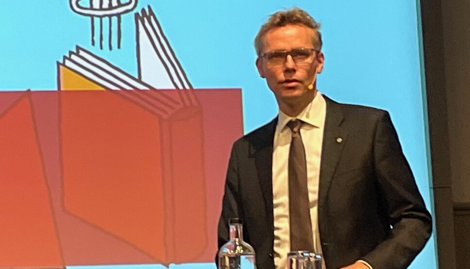 Ola Borten Moe håper på få overraskelser for sektoren når de nye koronatiltakene blir presentert klokken 19 i kveld. Ola Borten Moe håper på få overraskelser for sektoren når de nye koronatiltakene blir presentert klokken 19 i kveld.