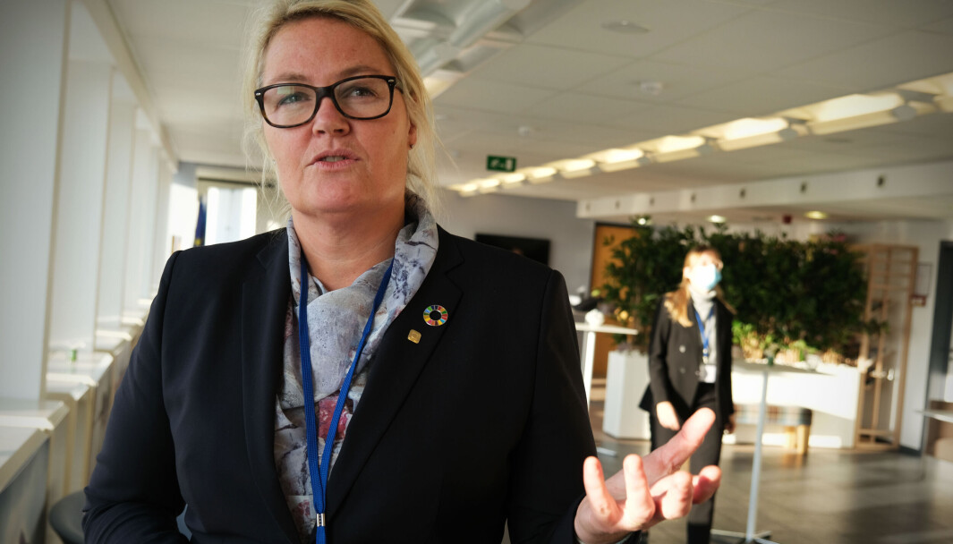 — En av anbefalingene i studien handler om at samarbeid med næringsliv er viktig framover for å få til innovasjon, det kan også være at samarbeid kan være viktig for opprykk, sier Toril A. Nagelhus Hernes. — En av anbefalingene i studien handler om at samarbeid med næringsliv er viktig framover for å få til innovasjon, det kan også være at samarbeid kan være viktig for opprykk, sier Toril A. Nagelhus Hernes.