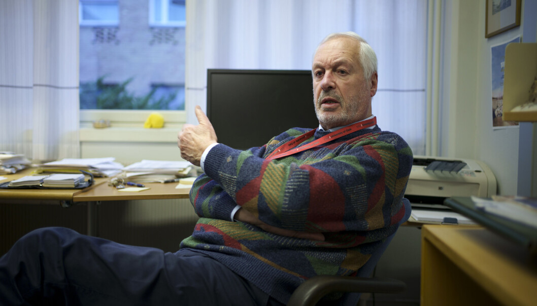 Avslaget som lege og professor Per Erling Holck fikk mot å forske på en hodeskalle fra Finnmark, var begrunnet i forskningsetiske vurderinger og ikke relatert til akademisk frihet, forklarer innleggsforfatterne på vegne av Skjelettutvalget. Avslaget som lege og professor Per Erling Holck fikk mot å forske på en hodeskalle fra Finnmark, var begrunnet i forskningsetiske vurderinger og ikke relatert til akademisk frihet, forklarer innleggsforfatterne på vegne av Skjelettutvalget.