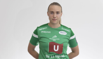 Fotballspiller Ingrid Berland er ikke å anse som toppidrettsutøver i UiAs øyne. Fotballspiller Ingrid Berland er ikke å anse som toppidrettsutøver i UiAs øyne.