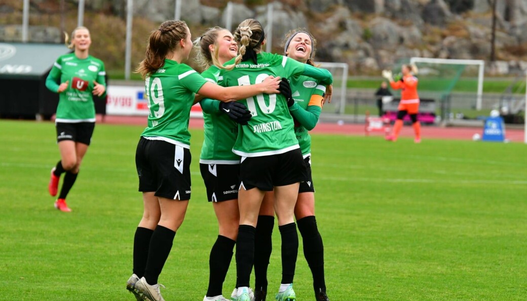 Amazone Grimstad vant sin siste seriekamp i år mot Hønefoss sist helg. Er du spiller og student på kvinnelaget gir det ikke samme status som om du var det på tilsvarende herrelag.