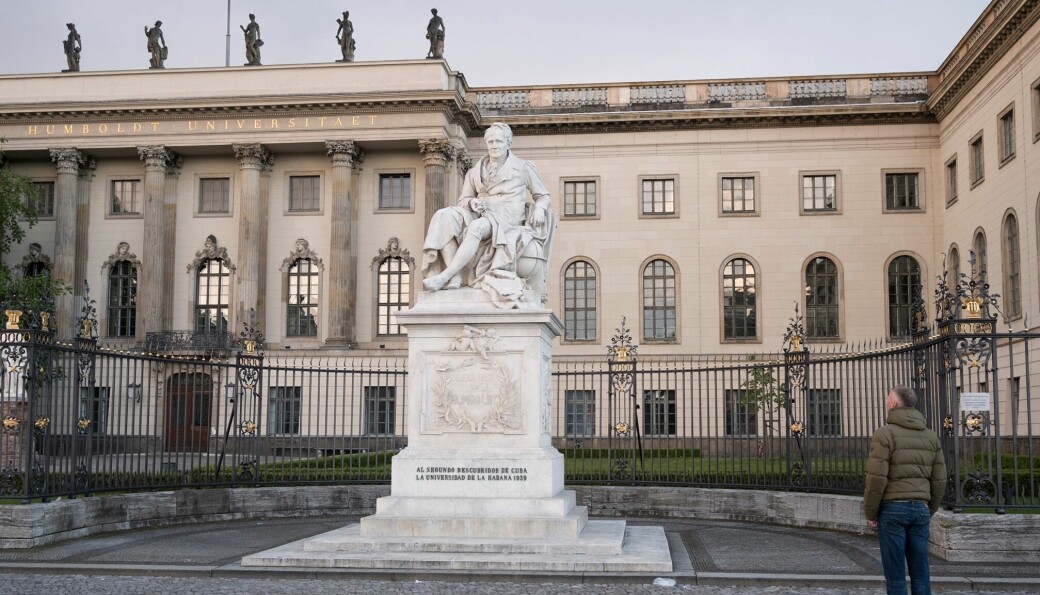 Presidenten ved Humboldt-universitetet i Berlin har varslet at hun trekker seg i protest mot den nye ordningen.