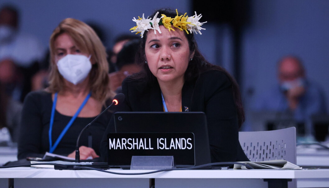 I aksjon på COP26 for sitt eget land som er truet av stigende havnivå: Marshalløyenes klimautsending Tina Stege I aksjon på COP26 for sitt eget land som er truet av stigende havnivå: Marshalløyenes klimautsending Tina Stege