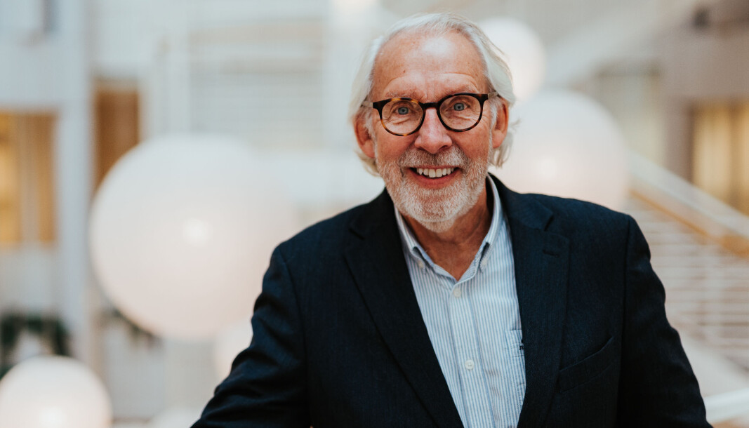 Carl-Erik Grimstad skal kombinere undervisning og samfunnskontakt når han no vender tilbake til Høyskolen Kristiania etter fire år på Stortinget. Carl-Erik Grimstad skal kombinere undervisning og samfunnskontakt når han no vender tilbake til Høyskolen Kristiania etter fire år på Stortinget.