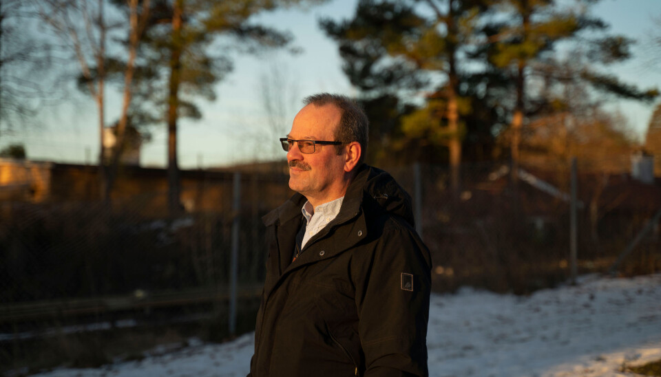 — På en måte får man jo nå klubba i bakhodet når man såvidt har begynt å se slutten av tunellen, sier førsteamanuensis i psykologi, Knut Inge Fostervold. — På en måte får man jo nå klubba i bakhodet når man såvidt har begynt å se slutten av tunellen, sier førsteamanuensis i psykologi, Knut Inge Fostervold.