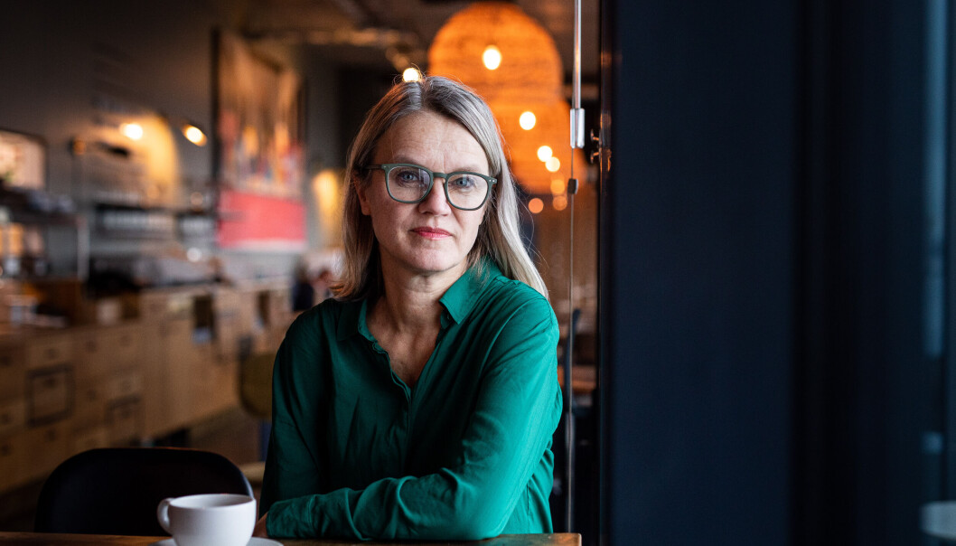 — Regjeringen burde gått i dialog med institusjonene i forkant, før de går direkte inn på selvstyret til institusjonene med tanke på for eksempel kutt i konsulentbruk, sier Nina Sandberg generalsekretær Universitets - og høyskolerådet, UHR. — Regjeringen burde gått i dialog med institusjonene i forkant, før de går direkte inn på selvstyret til institusjonene med tanke på for eksempel kutt i konsulentbruk, sier Nina Sandberg generalsekretær Universitets - og høyskolerådet, UHR.