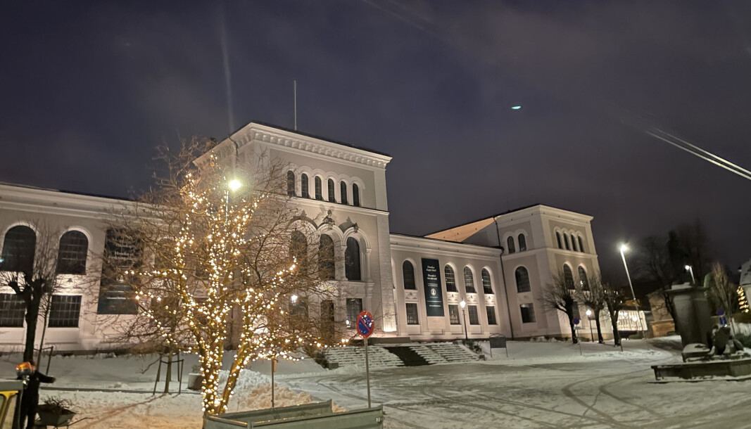 — I 2022 skal vi meisle ut en ny strategi for UiB. Vi har startet et systematisk arbeid for å styrke rammevilkårene for forskning og forskningsbasert utdanning, skriver rektor Margareth Hagen. — I 2022 skal vi meisle ut en ny strategi for UiB. Vi har startet et systematisk arbeid for å styrke rammevilkårene for forskning og forskningsbasert utdanning, skriver rektor Margareth Hagen.