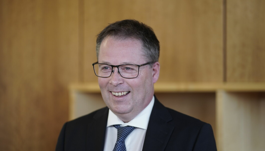 Bjørn Arild Gram (Sp) er på plass som statsråd i Kommunal- og moderniseringsdepartementet.
