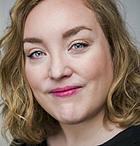 Arbeidslivsforsker Eirin Pedersen sier at flere er blitt veldig glade i å jobbe hjemmefra, men minner samtidig om at dette ikke gjelder alle. Arbeidslivsforsker Eirin Pedersen sier at flere er blitt veldig glade i å jobbe hjemmefra, men minner samtidig om at dette ikke gjelder alle.