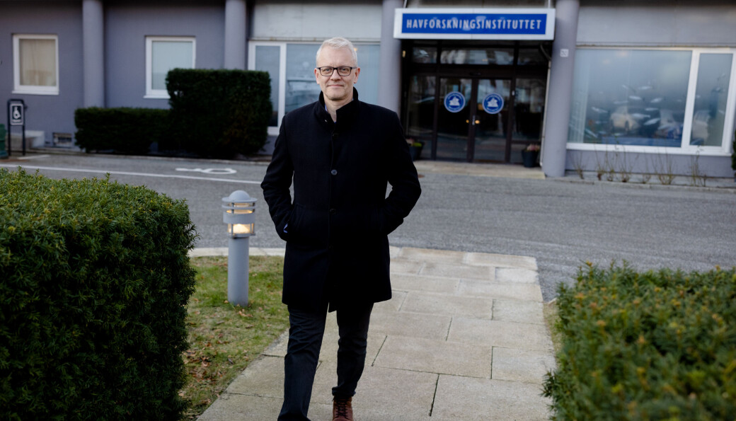 — Ved Havforskingsinstituttet har vi også fri forsking. Men vi har eit klårare oppdrag. Organisasjonen er litt meir linjestyrt. Så her er det nok lettare å etablere eit felles mål. Dette ligg også i tildelingsbrev og formålsparagraf, seier nystarta HI-direktør Nils Gunnar Kvamstø. — Ved Havforskingsinstituttet har vi også fri forsking. Men vi har eit klårare oppdrag. Organisasjonen er litt meir linjestyrt. Så her er det nok lettare å etablere eit felles mål. Dette ligg også i tildelingsbrev og formålsparagraf, seier nystarta HI-direktør Nils Gunnar Kvamstø.