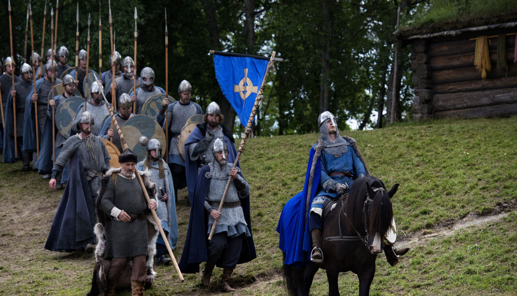 — Folk ønsker å besøke kulturhistorisk interessante steder, bo i historiske hoteller, vandre langs historiske vegfar, besøke museer, delta på historiske spel og lære seg gamle håndverksteknikker, skriver innleggsforfatterne. — Folk ønsker å besøke kulturhistorisk interessante steder, bo i historiske hoteller, vandre langs historiske vegfar, besøke museer, delta på historiske spel og lære seg gamle håndverksteknikker, skriver innleggsforfatterne.