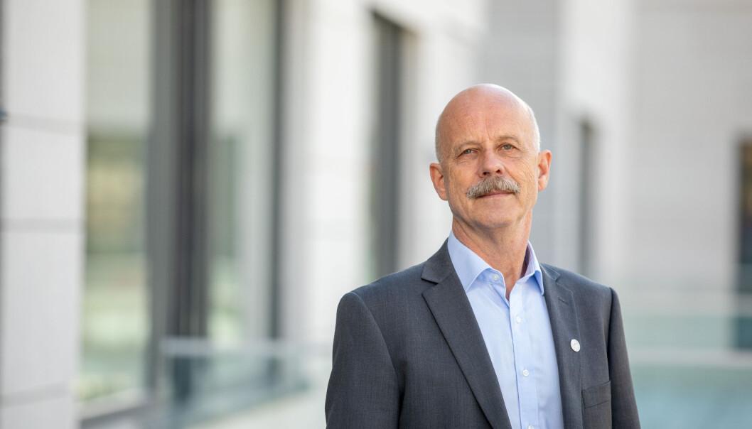 Avdelingsdirektør Ørnulf Lillestøl ved Det psykologiske fakultet på Universitetet i Bergen går etter det Khrono erfarer av på dagen. Avdelingsdirektør Ørnulf Lillestøl ved Det psykologiske fakultet på Universitetet i Bergen går etter det Khrono erfarer av på dagen.