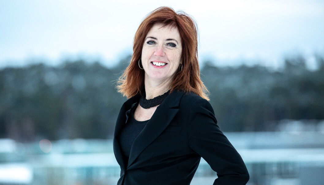— For å kunne lytte til andre, trengs det vilje til å forsøke å forstå den andres mening og hensikt, skriver Hilde Gunn SLottemo. — For å kunne lytte til andre, trengs det vilje til å forsøke å forstå den andres mening og hensikt, skriver Hilde Gunn SLottemo.