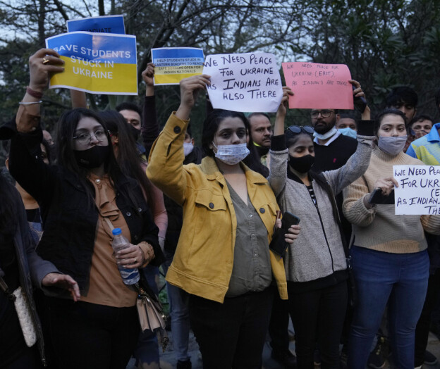 Avviser påstand om at Ukraina bruker studenter som menneskelige skjold