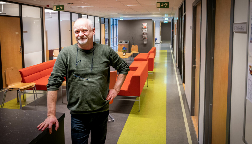 Jurist ved HR-avdelingen på Unviersitetet i Stavanger, Gunnar Baustad, er overrasket over at UiS fremdeles får inn varsel om at ansatte mener seg utsatt for seksuell trakassering eller uønsket seksuell oppmerksomhet.