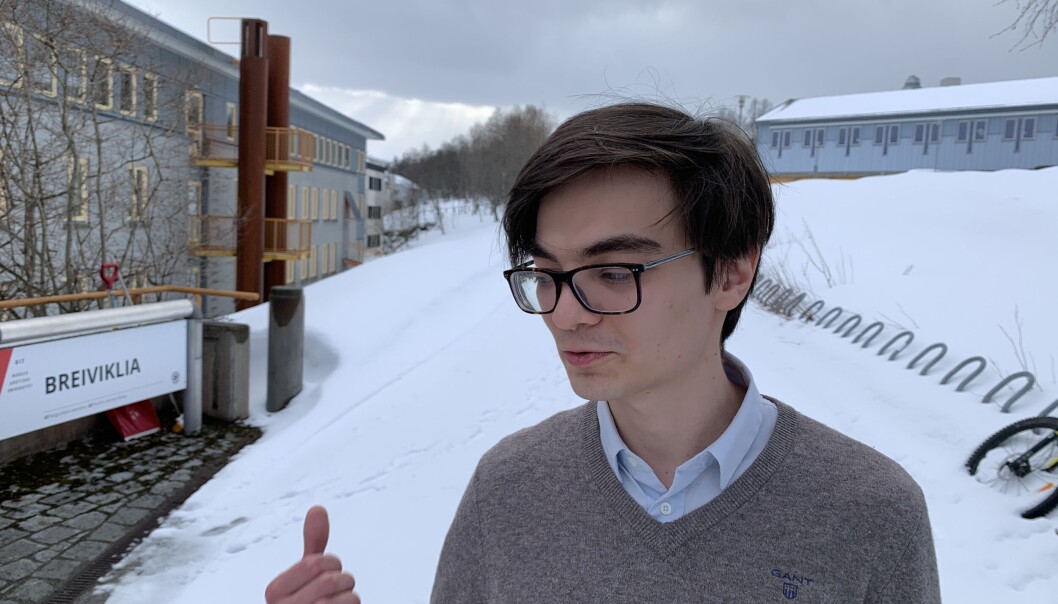 — Mange russere vet ikke hva de skal gjøre. Særlig blant de unge hersker det stor uro. De står mellom valget om å bli og se om de kan få til endringer, eller å emigrere for å starte en ny tilværelse., sier Artjom Spirin. — Mange russere vet ikke hva de skal gjøre. Særlig blant de unge hersker det stor uro. De står mellom valget om å bli og se om de kan få til endringer, eller å emigrere for å starte en ny tilværelse., sier Artjom Spirin.