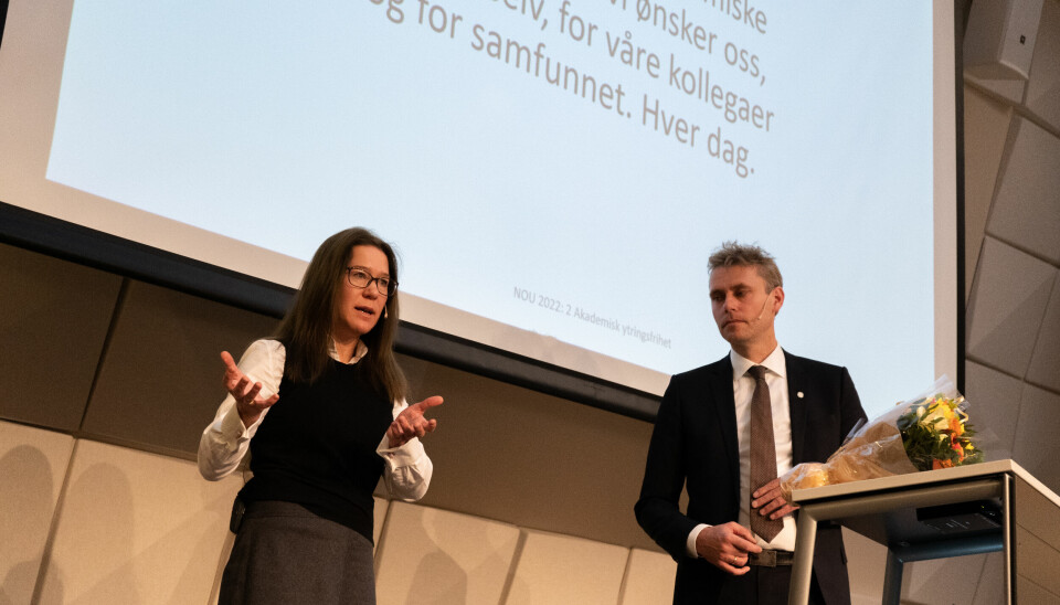 Ola Borten Moe og Anine Kierulf under framlegging av rapporten om ytringsfrihet i akademia. onsdag 30. mars.