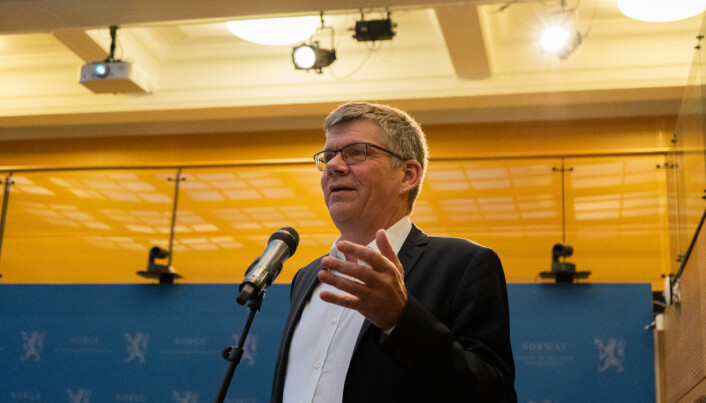 Svein Stølen representerte Universitets- og høgskolerådet (UHR) under framlegging av rapporten om ytringsfrihet i akademia onsdag Svein Stølen representerte Universitets- og høgskolerådet (UHR) under framlegging av rapporten om ytringsfrihet i akademia onsdag