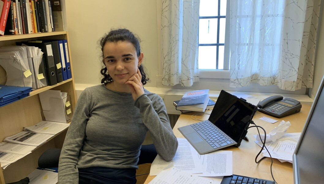 — Jeg får mange flere spørsmål nå enn hva jeg gjorde før krigen i Ukraina brøt ut. Selv om jeg mener atomvåpenpolitikk også er spennende i mer fredelige tider, sier doktorgradsstipendiat Adelina Trolle Andersen ved Institutt for forsvarsstudier — Jeg får mange flere spørsmål nå enn hva jeg gjorde før krigen i Ukraina brøt ut. Selv om jeg mener atomvåpenpolitikk også er spennende i mer fredelige tider, sier doktorgradsstipendiat Adelina Trolle Andersen ved Institutt for forsvarsstudier