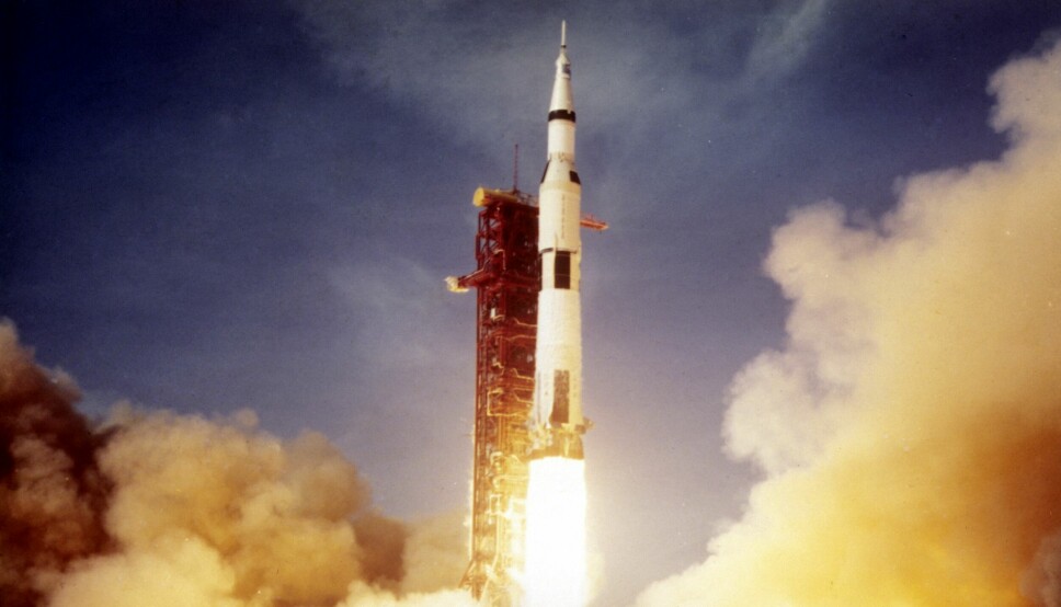 NASA har estimert at 400 000 mennesker på det meste, i 1966, arbeidet på Apolloprosjektet, skriver Jostein Gripsrud.