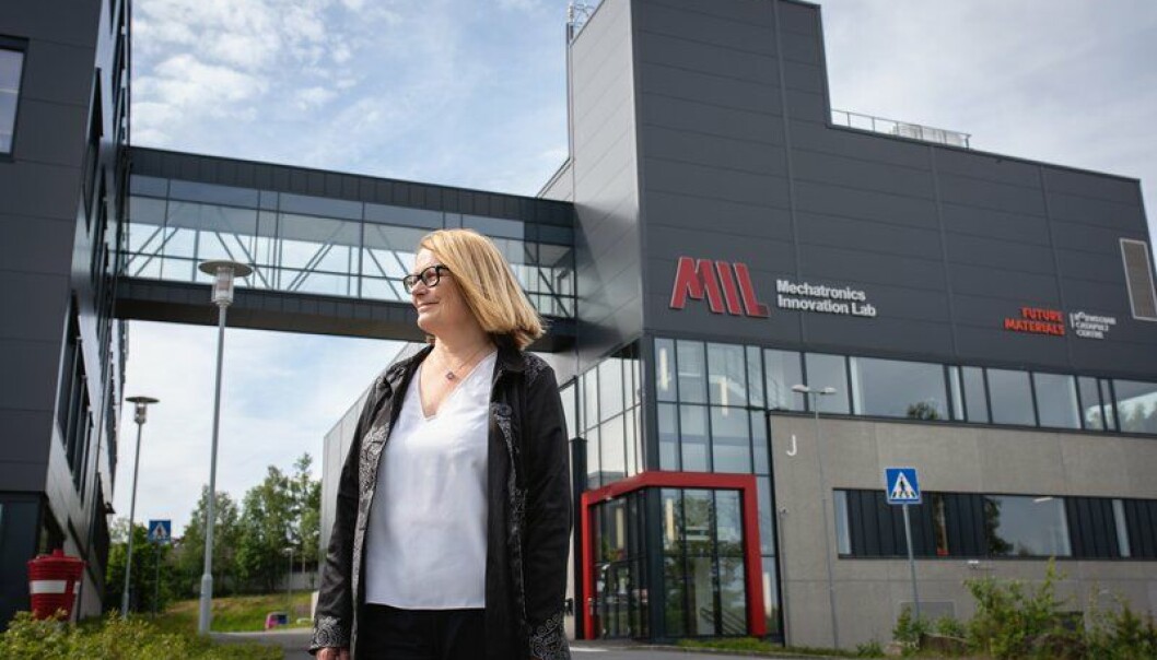 Styret skal ha dialogmøte med Mechantronics Innovation Lab ved UiA, som et av punktene på dagsorden onsdag. Her er rektor Sunniva Whittaker uten for bygget i Grimstad der teknologilaben holder til. Styret skal ha dialogmøte med Mechantronics Innovation Lab ved UiA, som et av punktene på dagsorden onsdag. Her er rektor Sunniva Whittaker uten for bygget i Grimstad der teknologilaben holder til.