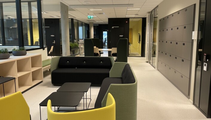 Dette er en sosial sone for ansatte i K2-bygget. Dette er en sosial sone for ansatte i K2-bygget.