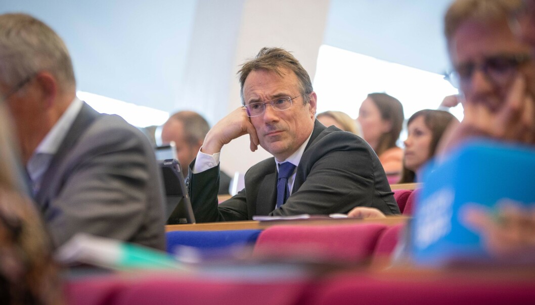 Rektor og styreleder Johann Roppen ved Høgskulen i Volda kommer til å stemme for å fortsette med valgt rektor etter han går av 1. august 2023. Rektor og styreleder Johann Roppen ved Høgskulen i Volda kommer til å stemme for å fortsette med valgt rektor etter han går av 1. august 2023.