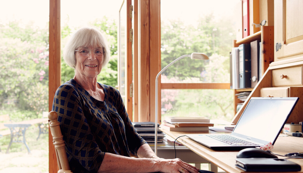 — Så lenge hodet fungerer og helsen holder et visst nivå, er det ingen grunn til at ikke mennesker på min alder også skal være med å bidra, sier Tora Aasland (79) som disputerer ved Universitetet i Stavanger. — Så lenge hodet fungerer og helsen holder et visst nivå, er det ingen grunn til at ikke mennesker på min alder også skal være med å bidra, sier Tora Aasland (79) som disputerer ved Universitetet i Stavanger.