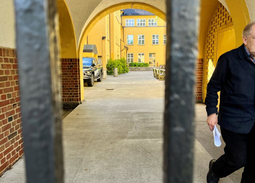 De humanistiske fagene ved Universitetet i Bergen hadde færrest søkere per studieplass på hele universitetet. Nå står fakultetet foran kutt og nedbemanning. De humanistiske fagene ved Universitetet i Bergen hadde færrest søkere per studieplass på hele universitetet. Nå står fakultetet foran kutt og nedbemanning.