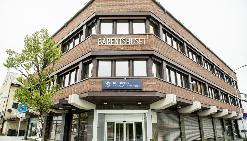 Om kvelden 23.januar ble Barentshuset i Kirkenes åpnet der UiT og Barentsinstituttet holder til, et hus for forskning i samarbeide med Russland og pleie av relasjonen med russerne. Dagen etter startet krigen i Ukraina.