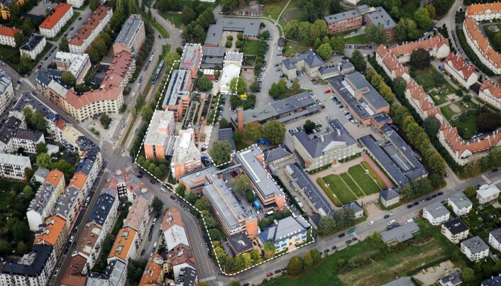 Området innanfor den stipla linja er det som no er selt. Området innanfor den stipla linja er det som no er selt.