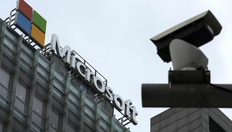 Et overvåkningskamera oppdaget nær Microsofts lokaler i Beijing. Ifølge datagiganten har Russland etter invasjonen i Ukraina gått i gang med 'strategisk spionasje' mot både myndigheter, tenketanker og bedrifter.