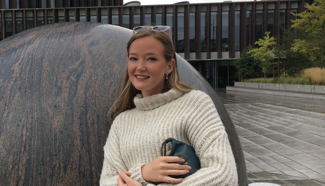 Frida Thomas er blant de som har valgt å ta en hel grad i utlandet. Det er det færre og færre som nå gjør, ifølge Lånekassen. Frida Thomas er blant de som har valgt å ta en hel grad i utlandet. Det er det færre og færre som nå gjør, ifølge Lånekassen.