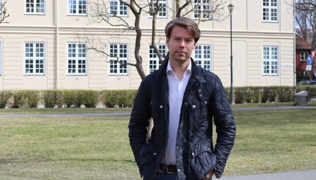 Det at flere studenter går rundt og bekymrer seg mer om de har råd til husleien enn om eksamen, burde få varsellampene til å lyse, skriver Erlend Eikeland Uthaug. Det at flere studenter går rundt og bekymrer seg mer om de har råd til husleien enn om eksamen, burde få varsellampene til å lyse, skriver Erlend Eikeland Uthaug.