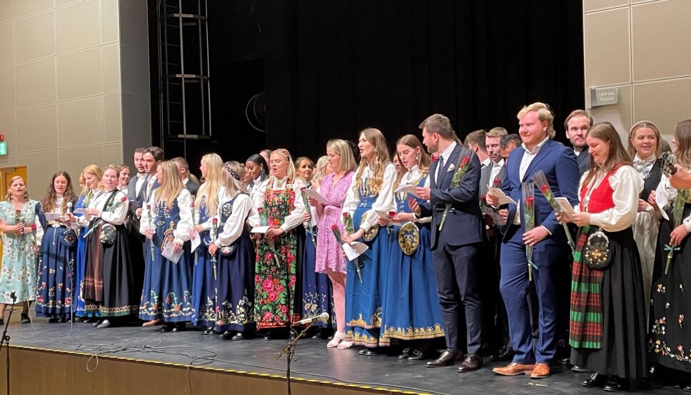 Fra avslutningsseremonien for det første kullet med femårige lærerstudenter ved OsloMet. De oppnådde oppsiktsvekkende gode resultater mener de ansvarlige.