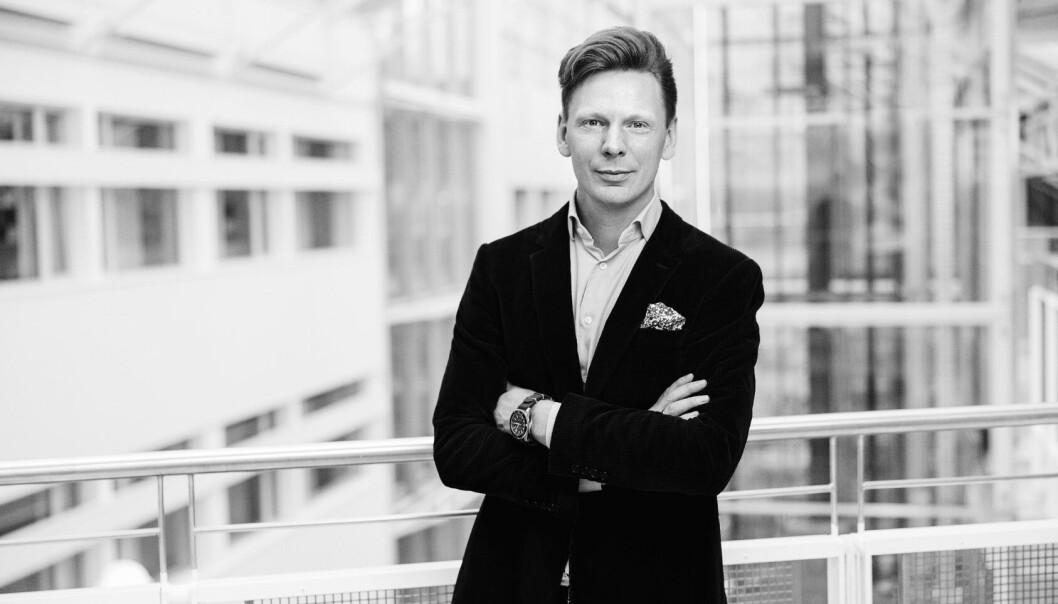 Er ikke ministeren sin hovedoppgave å stå opp for forskningen ved å arbeide for samt å legge til rette?, spør Jan Terje Andersen. Er ikke ministeren sin hovedoppgave å stå opp for forskningen ved å arbeide for samt å legge til rette?, spør Jan Terje Andersen.