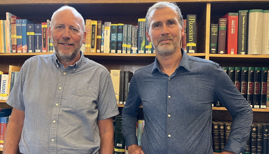 — Kostnadene har økt totalt sett, så har de økt veldig i den perioden hvor disse avtalene har eksistert, sier biblioteksjef Sigurd Eriksson ved NTNTU (til høyre), her sammen med prorektor Tor Grande. — Kostnadene har økt totalt sett, så har de økt veldig i den perioden hvor disse avtalene har eksistert, sier biblioteksjef Sigurd Eriksson ved NTNTU (til høyre), her sammen med prorektor Tor Grande.