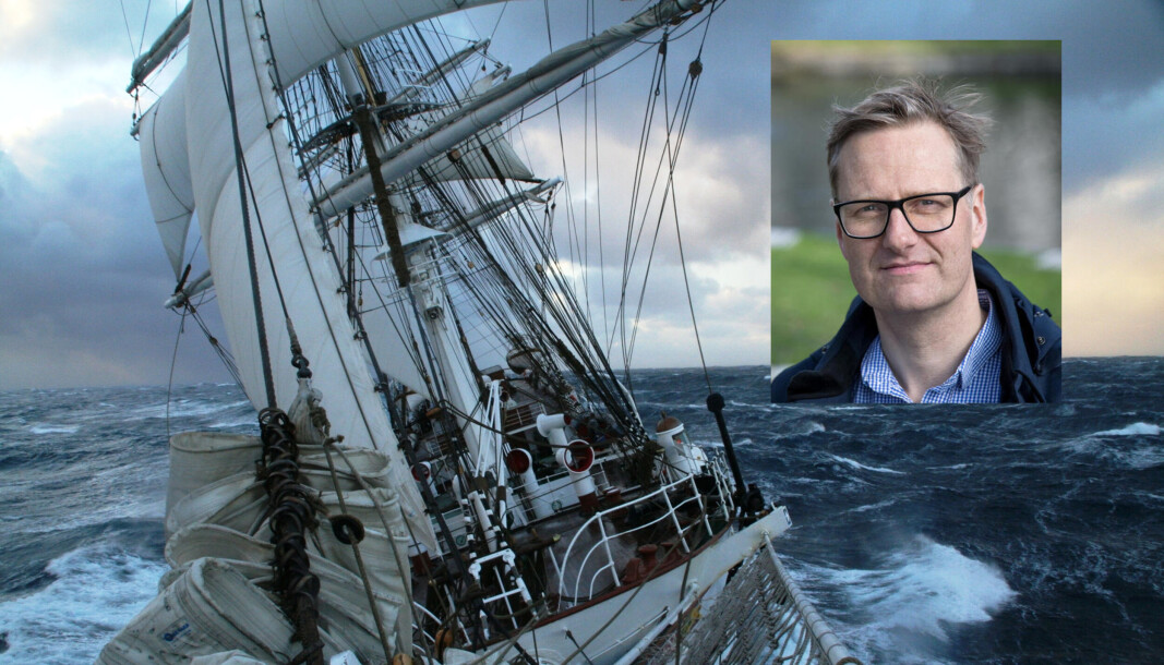 — Egentlig vil jeg si det er litt «harry» å dra til Gran Canaria eller Roma i 2022 for å arrangere kurs eller konferanser, som like godt kunne vært holdt lokalt. Det er fullt mulig å bruke andre løsninger., sier professor og leder for Senter for klima og energiomstilling (CET) ved UiB, Håvard Haarstad (innfelt) i en generell kommentar til Høgskulen på Vestlandet sitt kurs i bærekraftig ledelse som arrangeres ombord på seilskuten Statsraad Lehmkuhl under en seilas i Japan. — Egentlig vil jeg si det er litt «harry» å dra til Gran Canaria eller Roma i 2022 for å arrangere kurs eller konferanser, som like godt kunne vært holdt lokalt. Det er fullt mulig å bruke andre løsninger., sier professor og leder for Senter for klima og energiomstilling (CET) ved UiB, Håvard Haarstad (innfelt) i en generell kommentar til Høgskulen på Vestlandet sitt kurs i bærekraftig ledelse som arrangeres ombord på seilskuten Statsraad Lehmkuhl under en seilas i Japan.