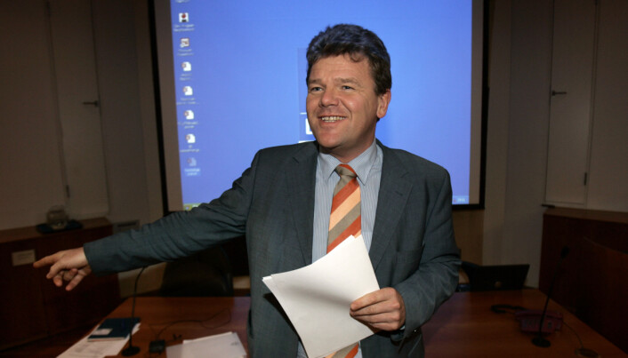 Daværende kunnskapsminister Øystein Djupedal i 2006 . Daværende kunnskapsminister Øystein Djupedal i 2006 .
