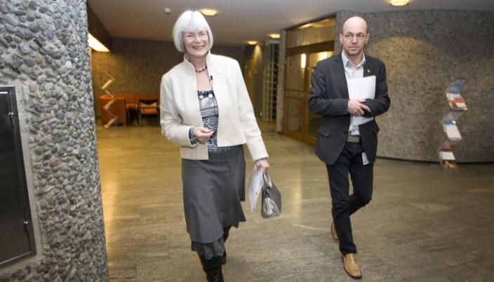 Kyrre Lekve som statsssekretær for forsknings- og høyere utdanningsminister Tora Aasland i 2010 Kyrre Lekve som statsssekretær for forsknings- og høyere utdanningsminister Tora Aasland i 2010