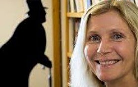 Ein må gjera eldre litteratur relevant til dagens samfunn, seier litteraturprofessor Lisbeth Pettersen Wærp ved UiT. Ein må gjera eldre litteratur relevant til dagens samfunn, seier litteraturprofessor Lisbeth Pettersen Wærp ved UiT.