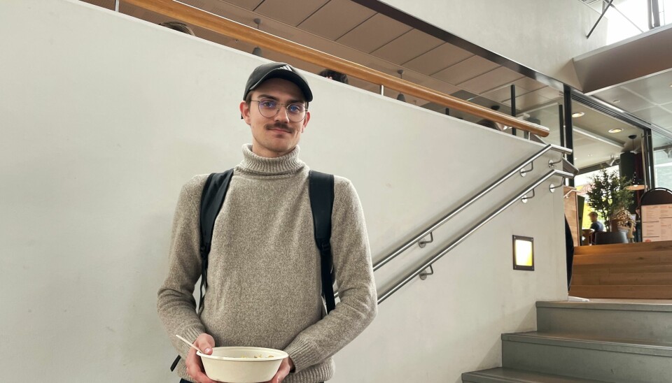 Student Snorre Alvsvåg tror det vil påvirke studiehverdagen om det blir kaldere på campus.