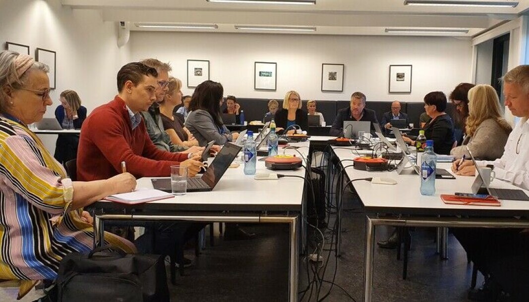 Styret ved Universitetet Agder ved tok styringsform på styremøtet onsdag. Styret ved Universitetet Agder ved tok styringsform på styremøtet onsdag.
