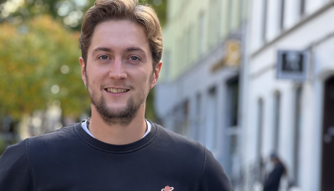 Stipendiat Ludwig Kuhn har selv hatt en veileder med en lederstil som ikke fungerte for ham. I dag har en ny veileder som han er svært fornøyd med. Stipendiat Ludwig Kuhn har selv hatt en veileder med en lederstil som ikke fungerte for ham. I dag har en ny veileder som han er svært fornøyd med.