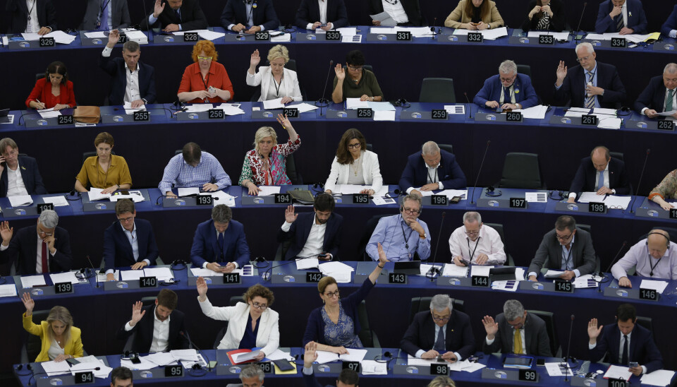 Forslaget om å kutte i budsjettforslaget for EUs rammeprogram for forskning og innovasjon møter motbør blant annet i EU-parlamentet, her fra en avstemning i juli.