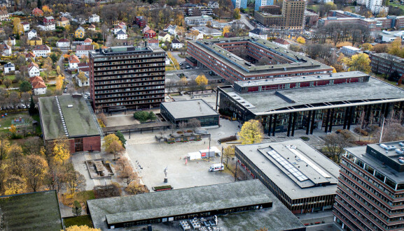 Ved Universitetet i Oslo ligger prisveksten an til å gi 110 millioner kroner i økte kostnader som de ikke får kompensert. Ved Universitetet i Oslo ligger prisveksten an til å gi 110 millioner kroner i økte kostnader som de ikke får kompensert.