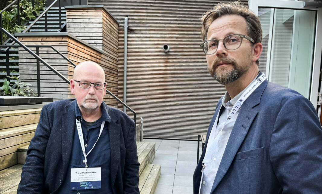 Trond Martin Dokken (til venstre) og Øyvind Paasche i Norce diskuterte konsekvensene av krigen for klimaforskningen, på en konferanse i Brussel.