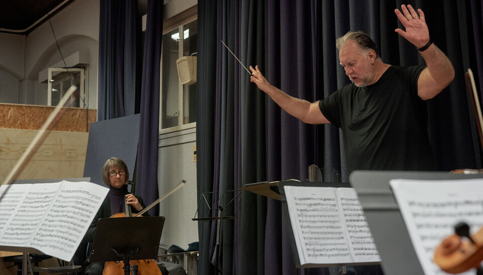 Eirik Gjerdevik deler dirigentjobben for orkesteret med Bjørn Breistein. Den første konserten dette studieåret er det Gjerdevik som leier. Eirik Gjerdevik deler dirigentjobben for orkesteret med Bjørn Breistein. Den første konserten dette studieåret er det Gjerdevik som leier.