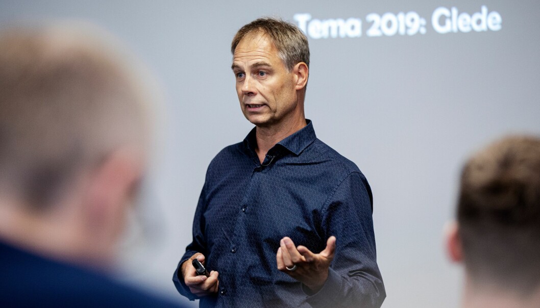 I humaniora er det vanskelig å forestille seg at en forsker kan skrive mer enn en eller kanskje to bøker i året, skriver Jens Elmund Kjeldsen. I humaniora er det vanskelig å forestille seg at en forsker kan skrive mer enn en eller kanskje to bøker i året, skriver Jens Elmund Kjeldsen.